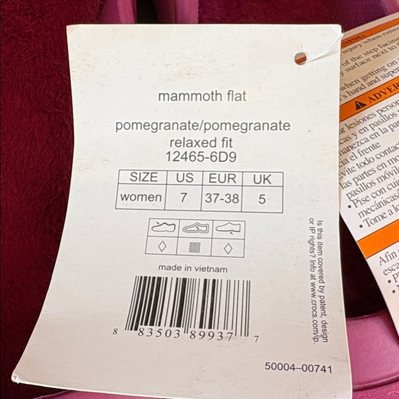 Crocs sz 7 pomegranate mammoth flat NWT - Picture 11 of 12